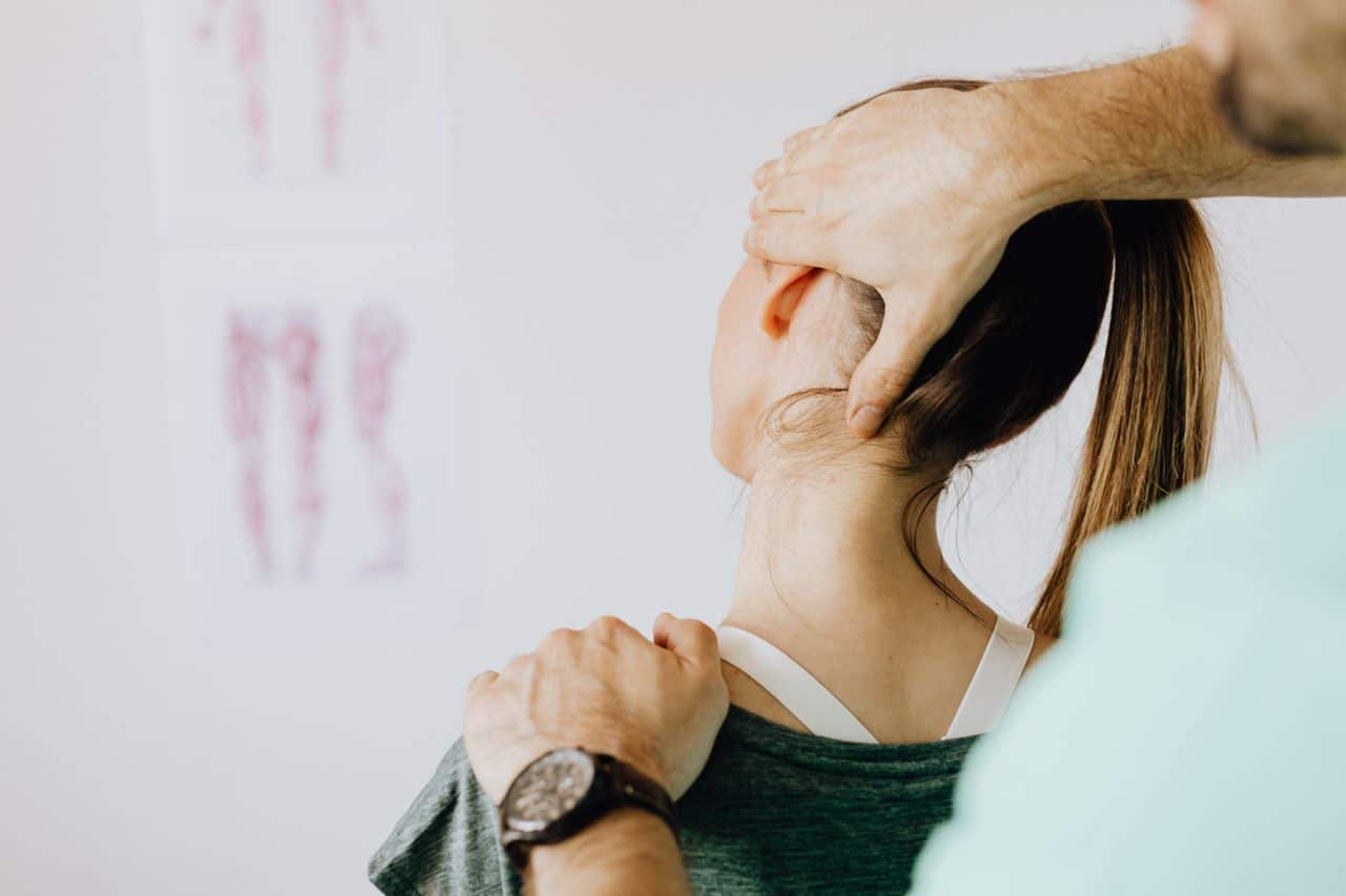 neck pain chiropractor